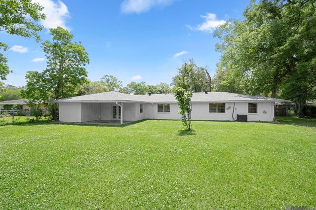 9543 Greenbriar Dr, Baton Rouge, LA 70815
