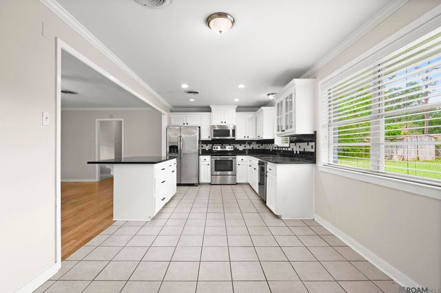 9543 Greenbriar Dr, Baton Rouge, LA 70815