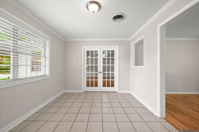 9543 Greenbriar Dr, Baton Rouge, LA 70815