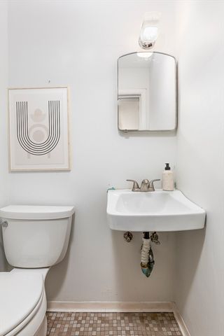 106 Winona Street, Peabody, MA 01960
