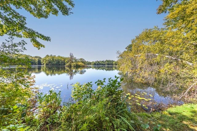 106 Winona Street, Peabody, MA 01960