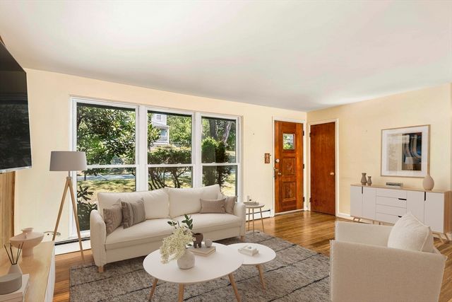 106 Winona Street, Peabody, MA 01960