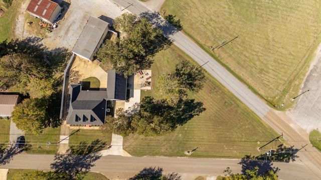 635 PATTERSON RD, Savannah, TN 38372