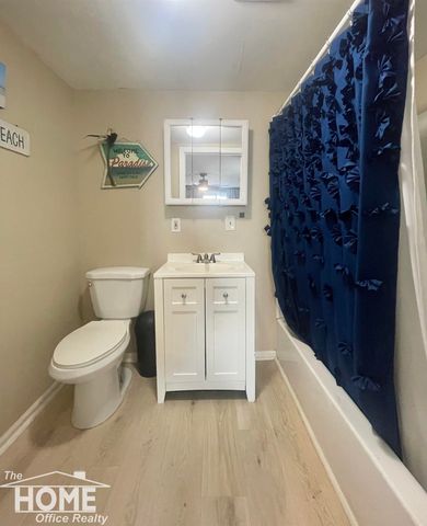 3128 Ludwig Street, Burton, MI 48529