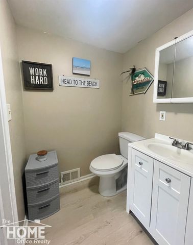 3128 Ludwig Street, Burton, MI 48529