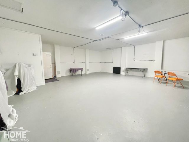 3128 Ludwig Street, Burton, MI 48529