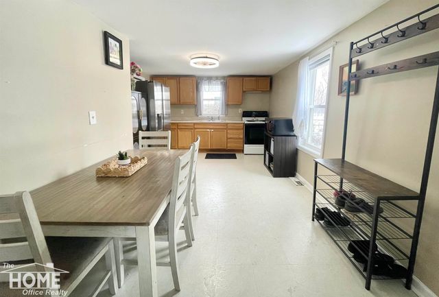 3128 Ludwig Street, Burton, MI 48529