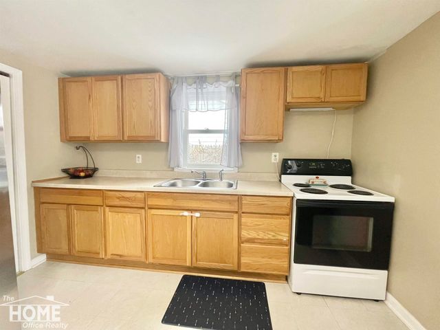 3128 Ludwig Street, Burton, MI 48529