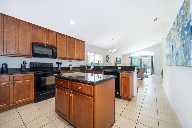 420 VIOLA DRIVE, Davenport, FL 33837