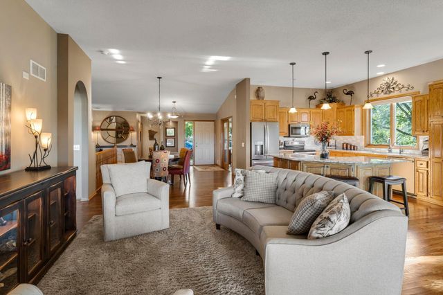 14958 Summit Circle NW, Prior Lake, MN 55372