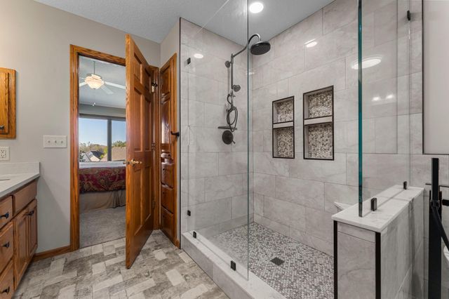 14958 Summit Circle NW, Prior Lake, MN 55372