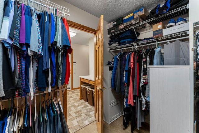 14958 Summit Circle NW, Prior Lake, MN 55372