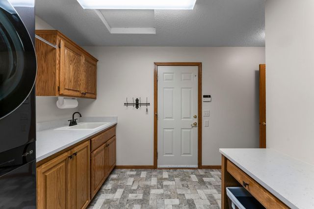 14958 Summit Circle NW, Prior Lake, MN 55372