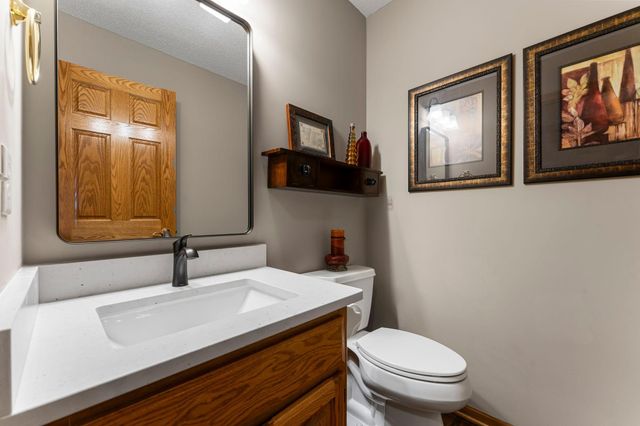 14958 Summit Circle NW, Prior Lake, MN 55372