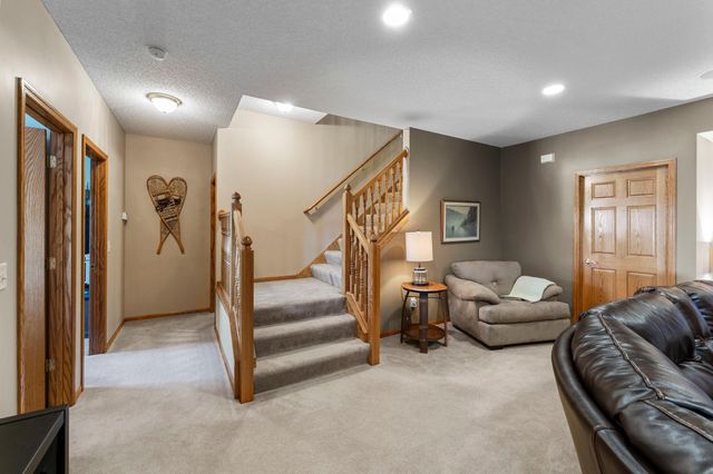 14958 Summit Circle NW, Prior Lake, MN 55372