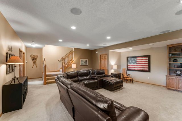 14958 Summit Circle NW, Prior Lake, MN 55372