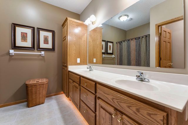 14958 Summit Circle NW, Prior Lake, MN 55372