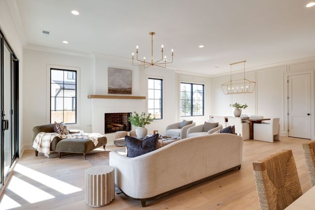 106 Cardiff Drive, Thompsons Station, TN 37179