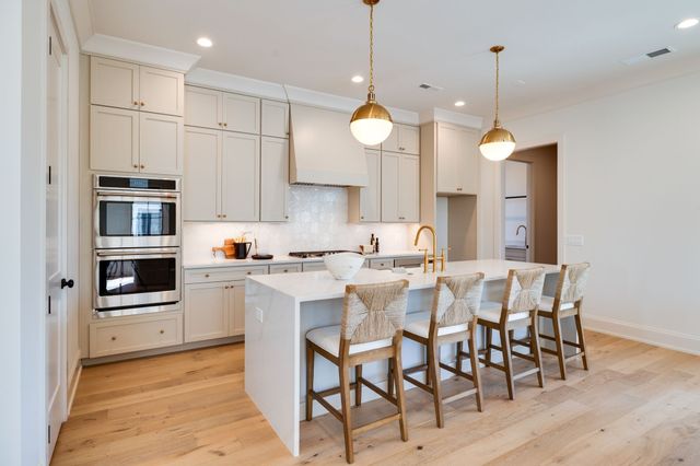 106 Cardiff Drive, Thompsons Station, TN 37179