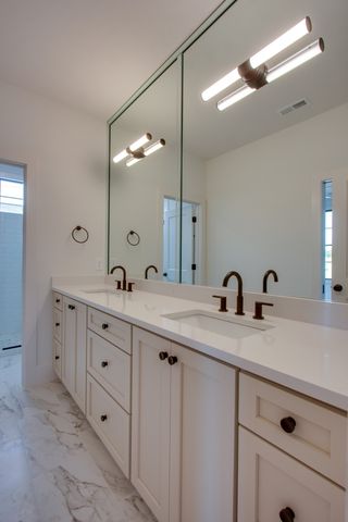 106 Cardiff Drive, Thompsons Station, TN 37179