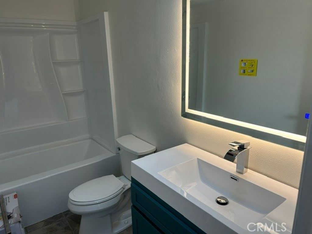 Image 16 of property listing at 1150 -1154 Pacific, Oceano, CA 93445