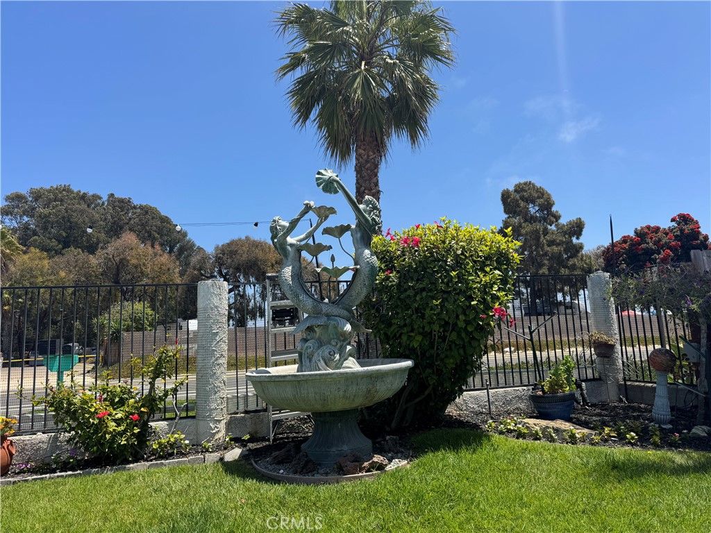 Image 23 of property listing at 1150 -1154 Pacific, Oceano, CA 93445