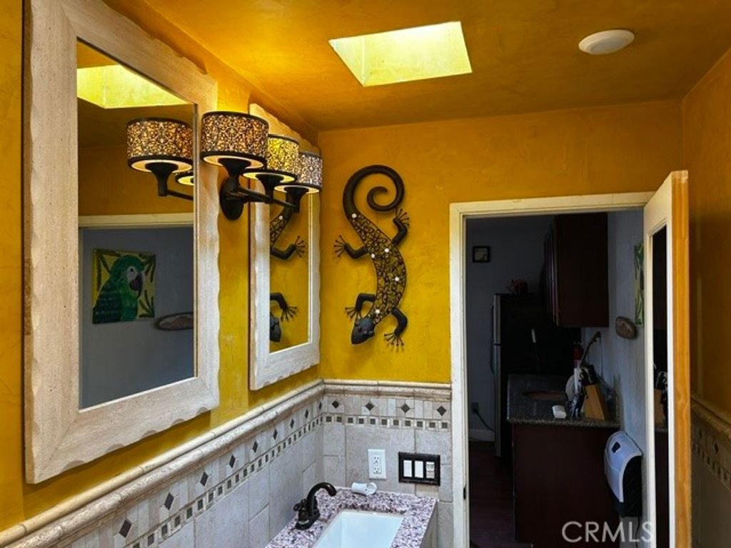 Image 9 of property listing at 1150 -1154 Pacific, Oceano, CA 93445