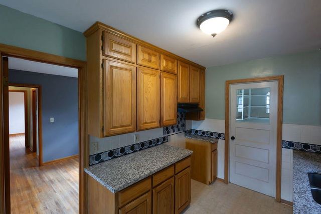 3229 N Salina Ave, Wichita, KS 67204