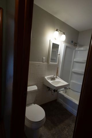 3229 N Salina Ave, Wichita, KS 67204