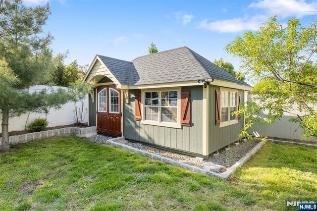 707 Chadwick Drive, Paramus, NJ 07652