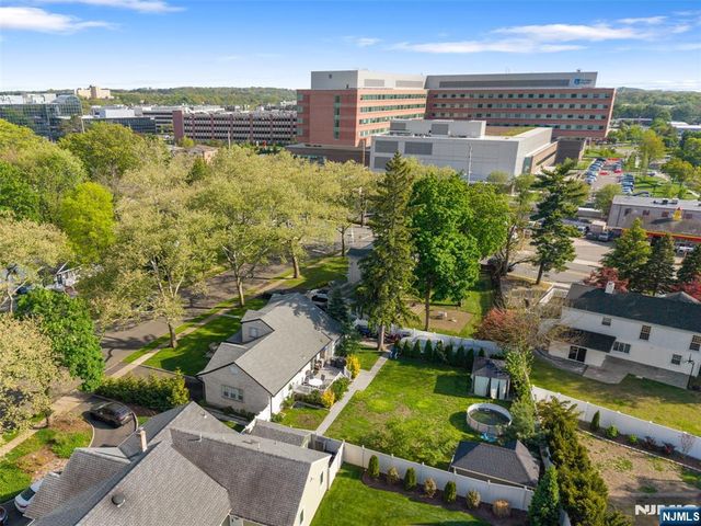 707 Chadwick Drive, Paramus, NJ 07652