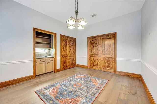 15502 Greens Cove Way, Houston, TX 77059