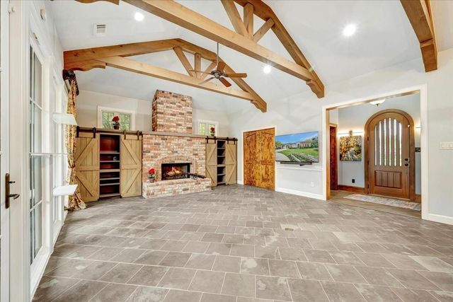 15502 Greens Cove Way, Houston, TX 77059