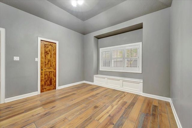 15502 Greens Cove Way, Houston, TX 77059