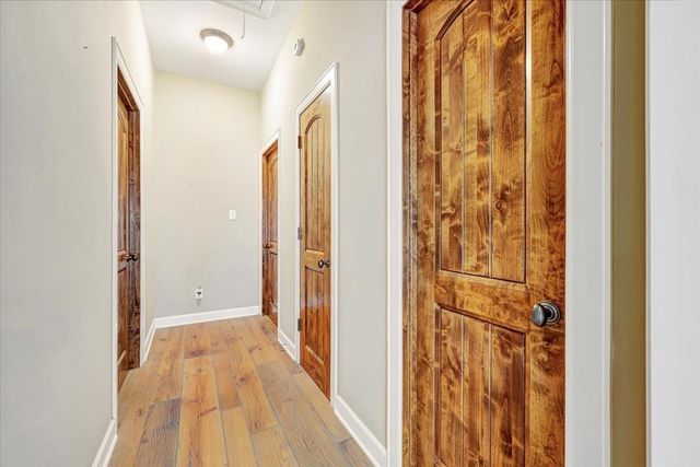 15502 Greens Cove Way, Houston, TX 77059