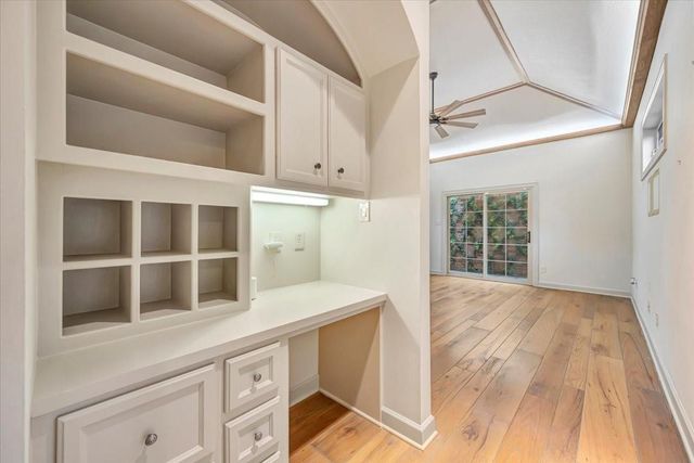 15502 Greens Cove Way, Houston, TX 77059