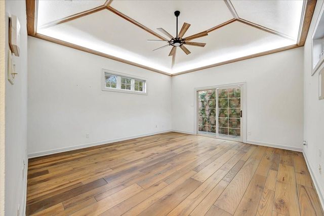 15502 Greens Cove Way, Houston, TX 77059