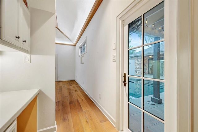 15502 Greens Cove Way, Houston, TX 77059