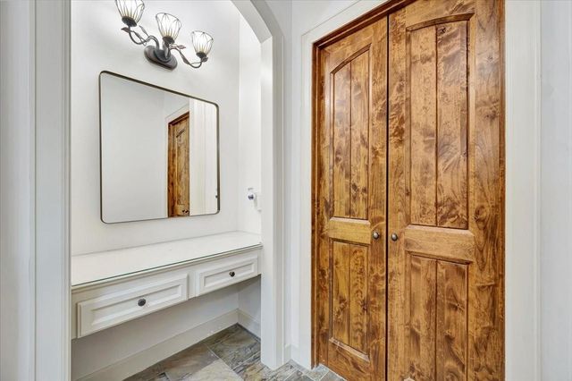 15502 Greens Cove Way, Houston, TX 77059