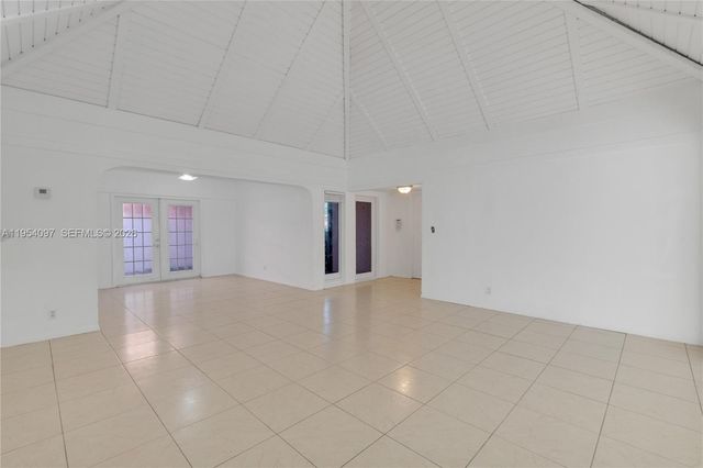 5505 Bluejack Oak Cir, Tamarac, FL 33319