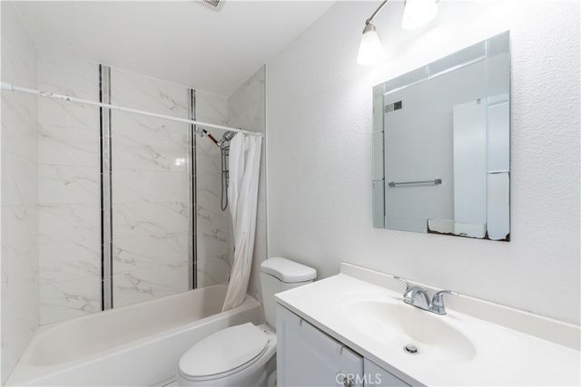 375 Stanford Court 9, Irvine, CA 92612