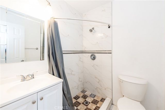 375 Stanford Court 9, Irvine, CA 92612