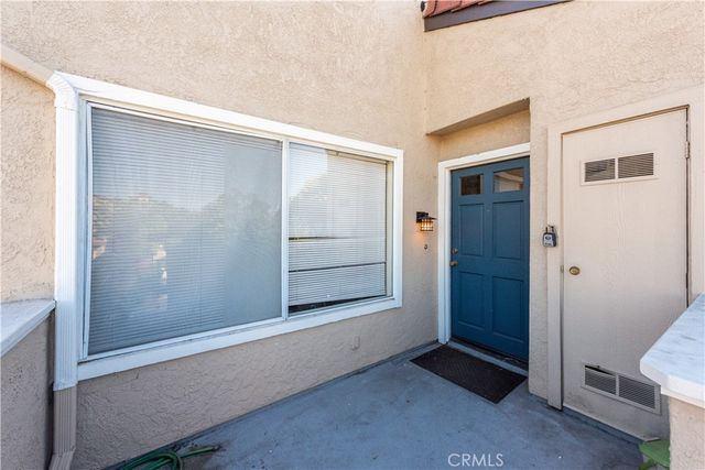 375 Stanford Court 9, Irvine, CA 92612