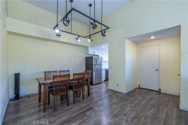 375 Stanford Court 9, Irvine, CA 92612