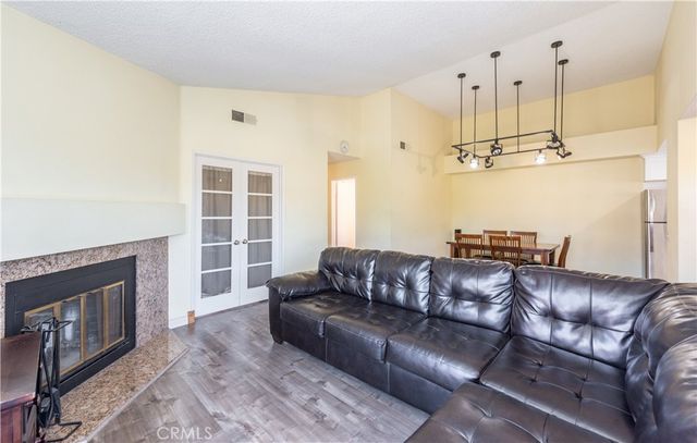 375 Stanford Court 9, Irvine, CA 92612