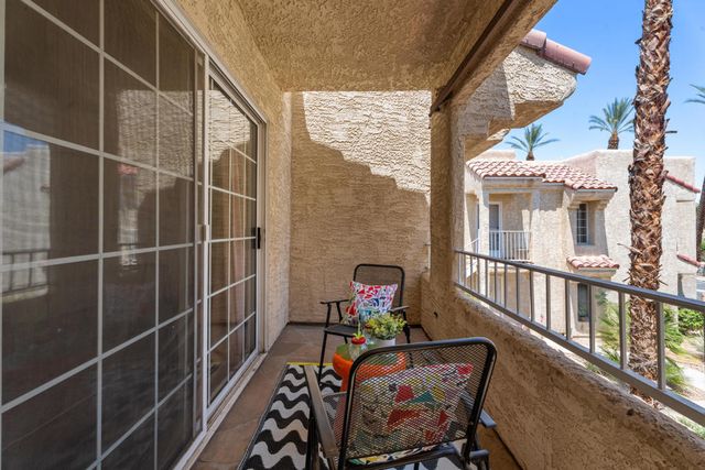 2700 Lawrence Crossley Road 105, Palm Springs, CA 92264