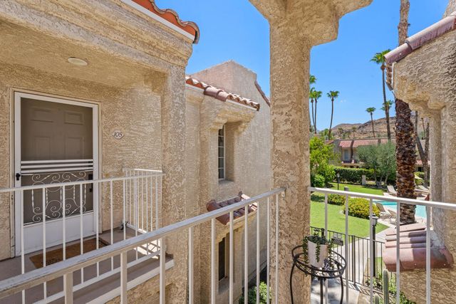 2700 Lawrence Crossley Road 105, Palm Springs, CA 92264