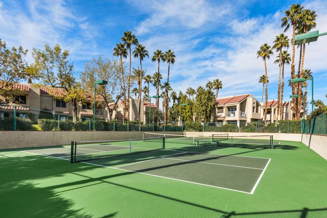 2700 Lawrence Crossley Road 105, Palm Springs, CA 92264