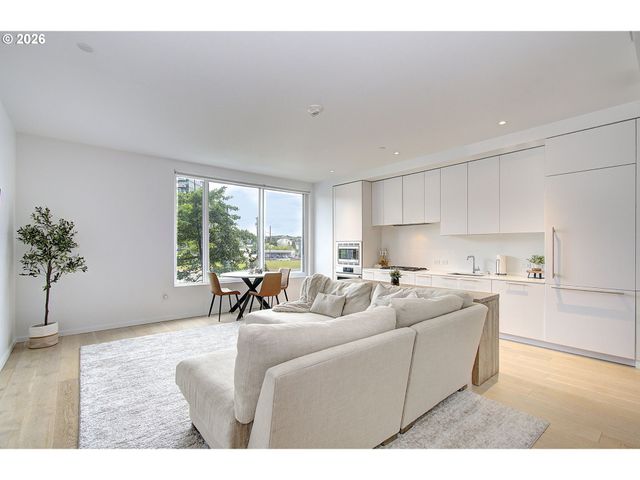 1150 Nw QUIMBY St 204, Portland, OR 97209