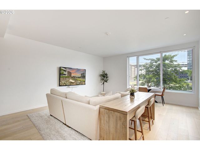 1150 Nw QUIMBY St 204, Portland, OR 97209